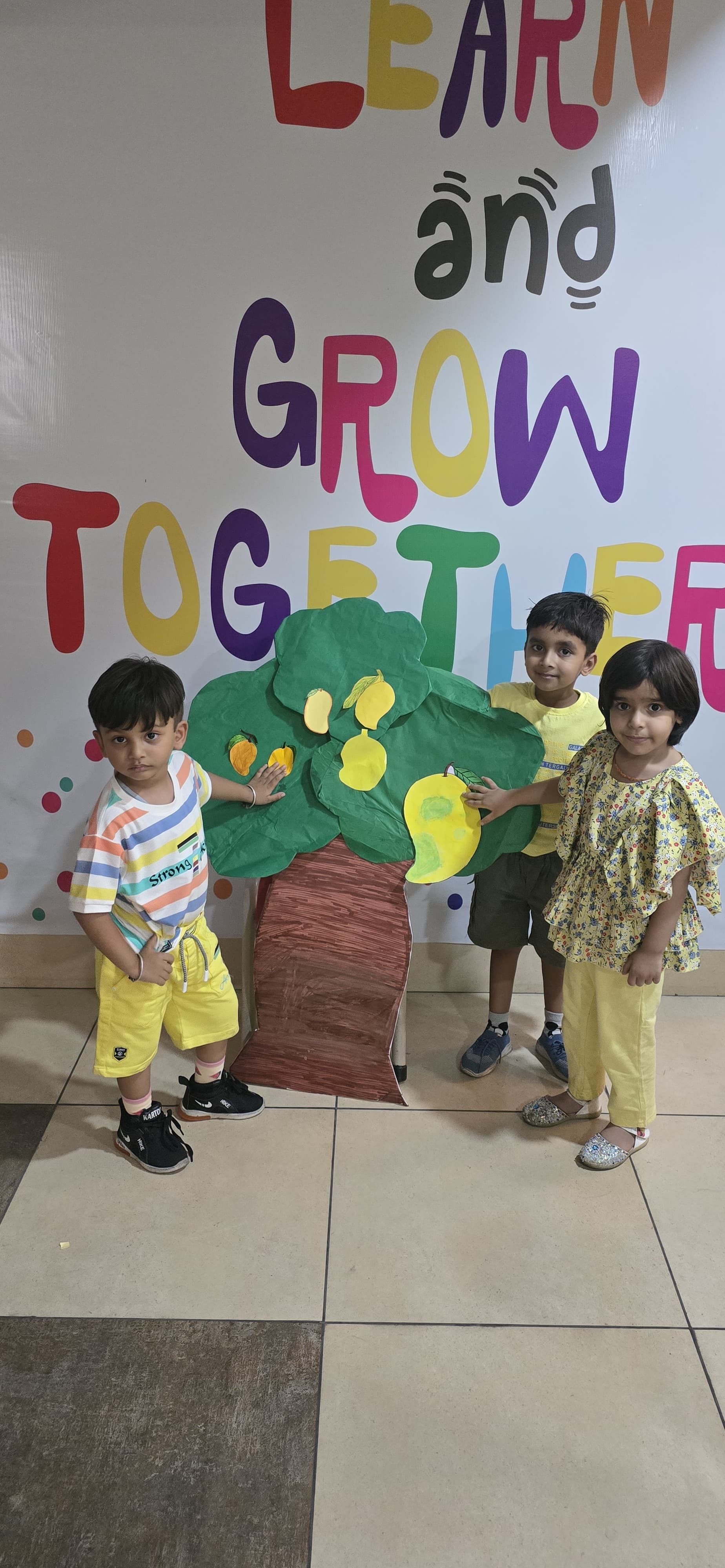 colour day yellow & mango party 2
